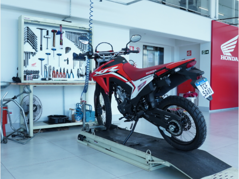 Seguro de moto vale a pena? Entenda por que proteger sua Honda é essencial