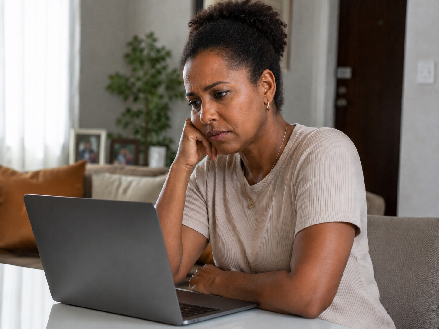 Riscos psicossociais no trabalho: o que são e como proteger sua saúde mental — Cuide da sua saúde mental com apoio especializado e acessível
